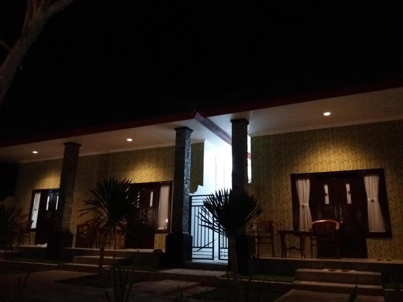 Citiz House & Hostel Toyapakeh エクステリア 写真